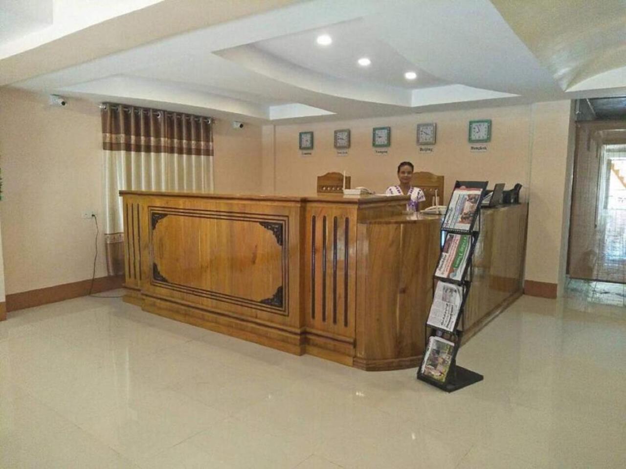 Golden Palace Hotel Hpa-an Eksteriør billede