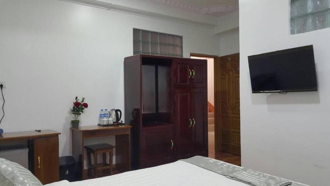 Golden Palace Hotel Hpa-an Eksteriør billede