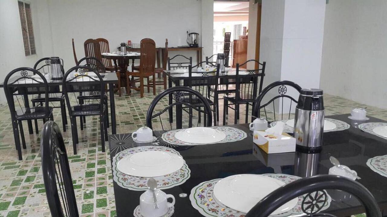 Golden Palace Hotel Hpa-an Eksteriør billede