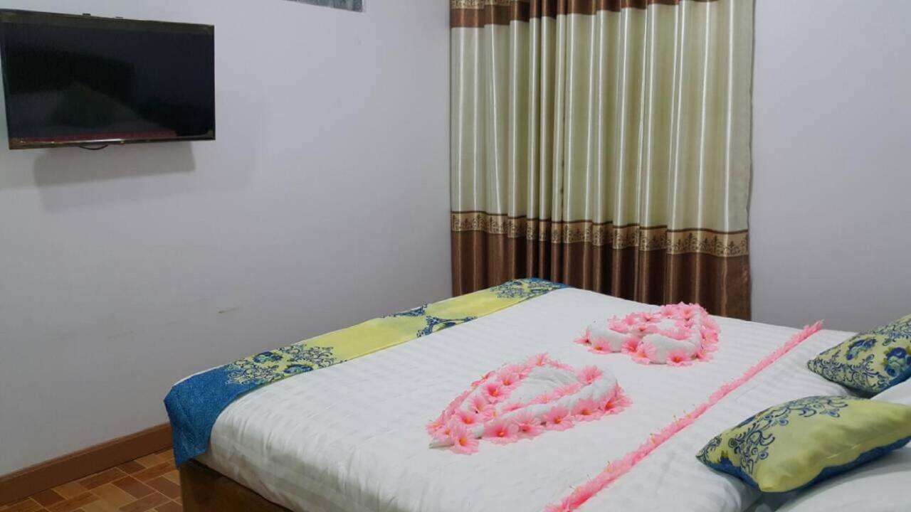 Golden Palace Hotel Hpa-an Eksteriør billede